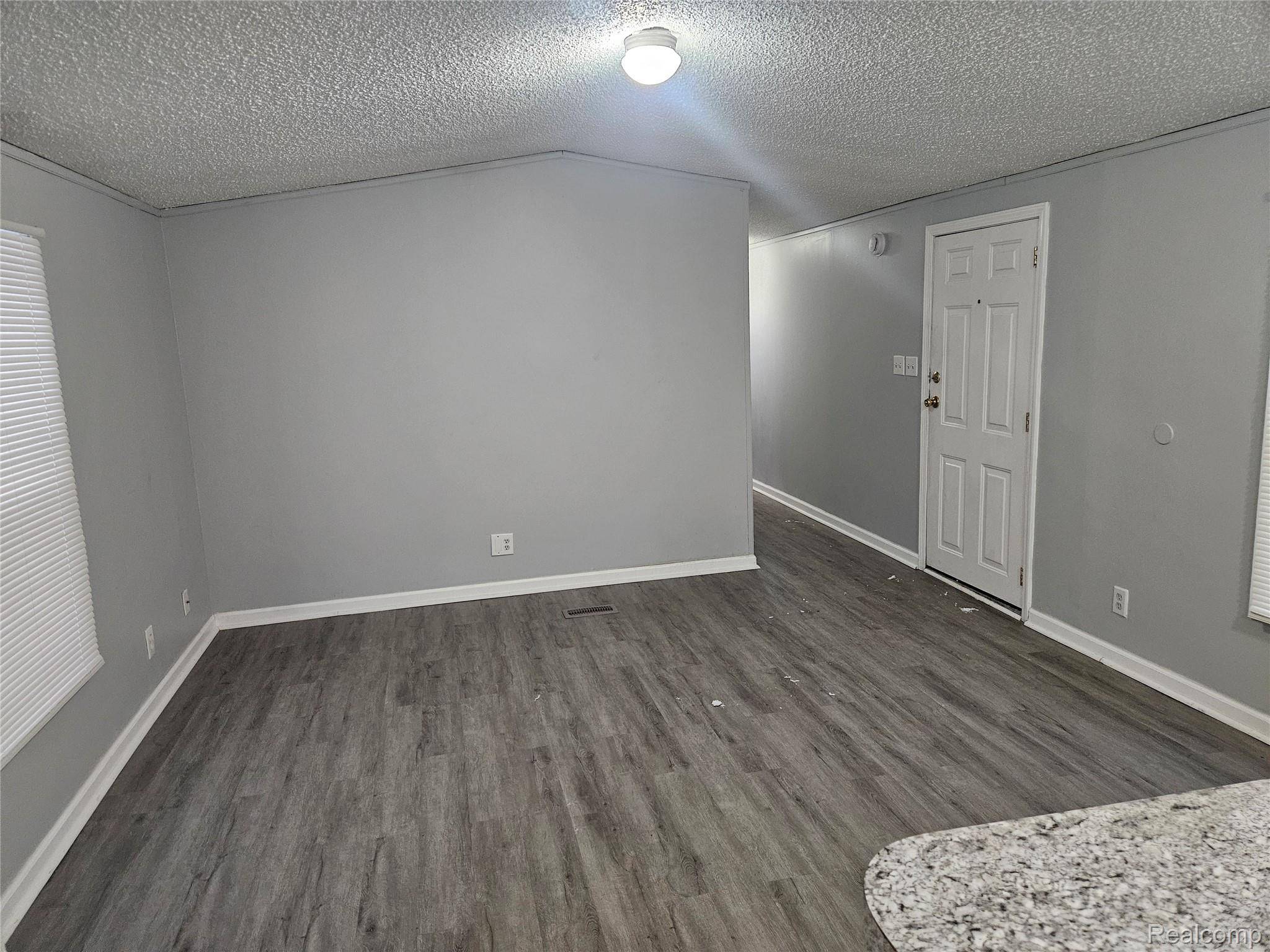 Flint, MI 48532,1512 Crescent lane Dr Lot#46