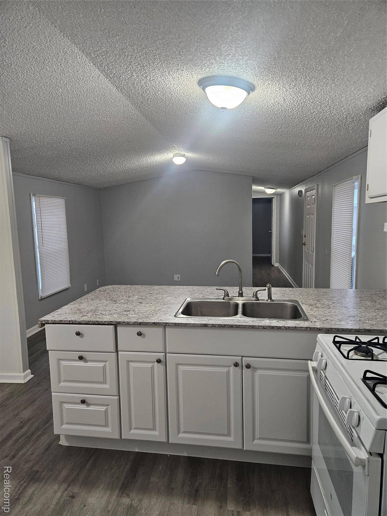 Flint, MI 48532,1512 Crescent lane Dr Lot#46