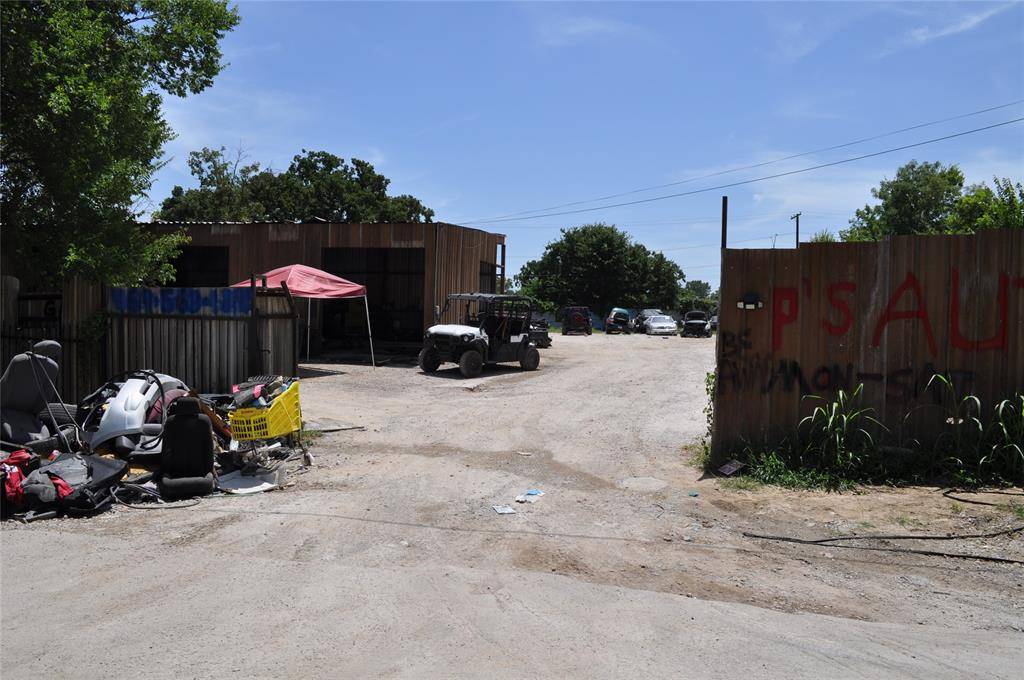 Dallas, TX 75217,8632 San Marino Avenue