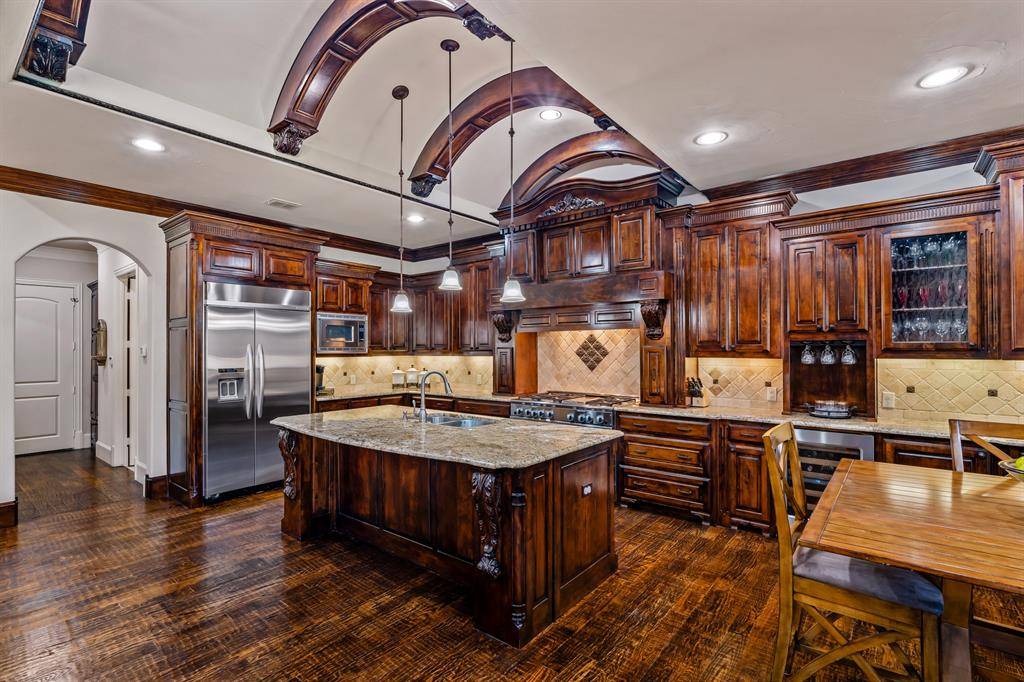 Highland Village, TX 75077,5002 Manchester Road