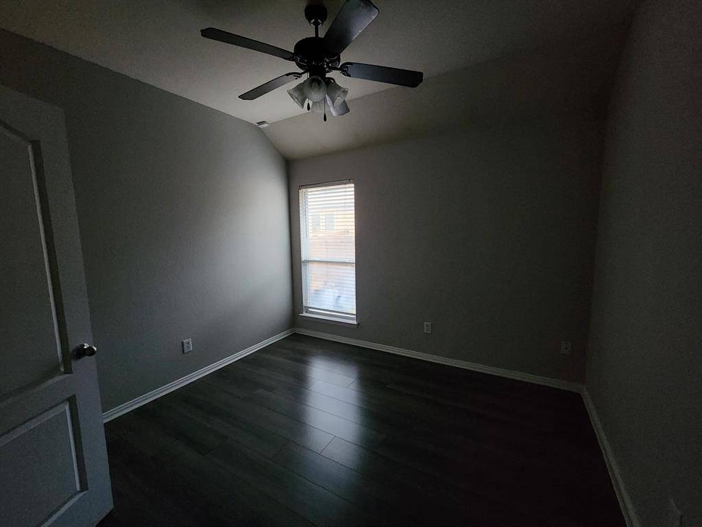 Lake Dallas, TX 75065,633 Grayson Lane