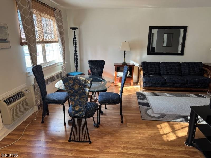 Cranford Twp., NJ 07016,16 D Parkway Village #D