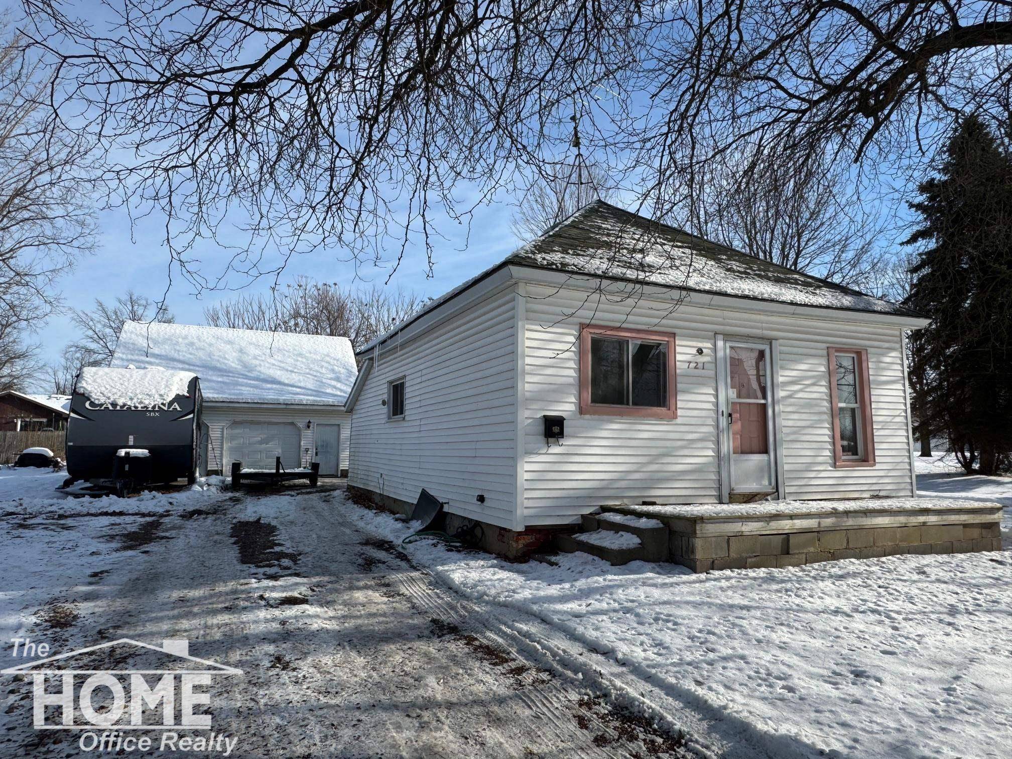 Owosso, MI 48867,721 Wright AVE