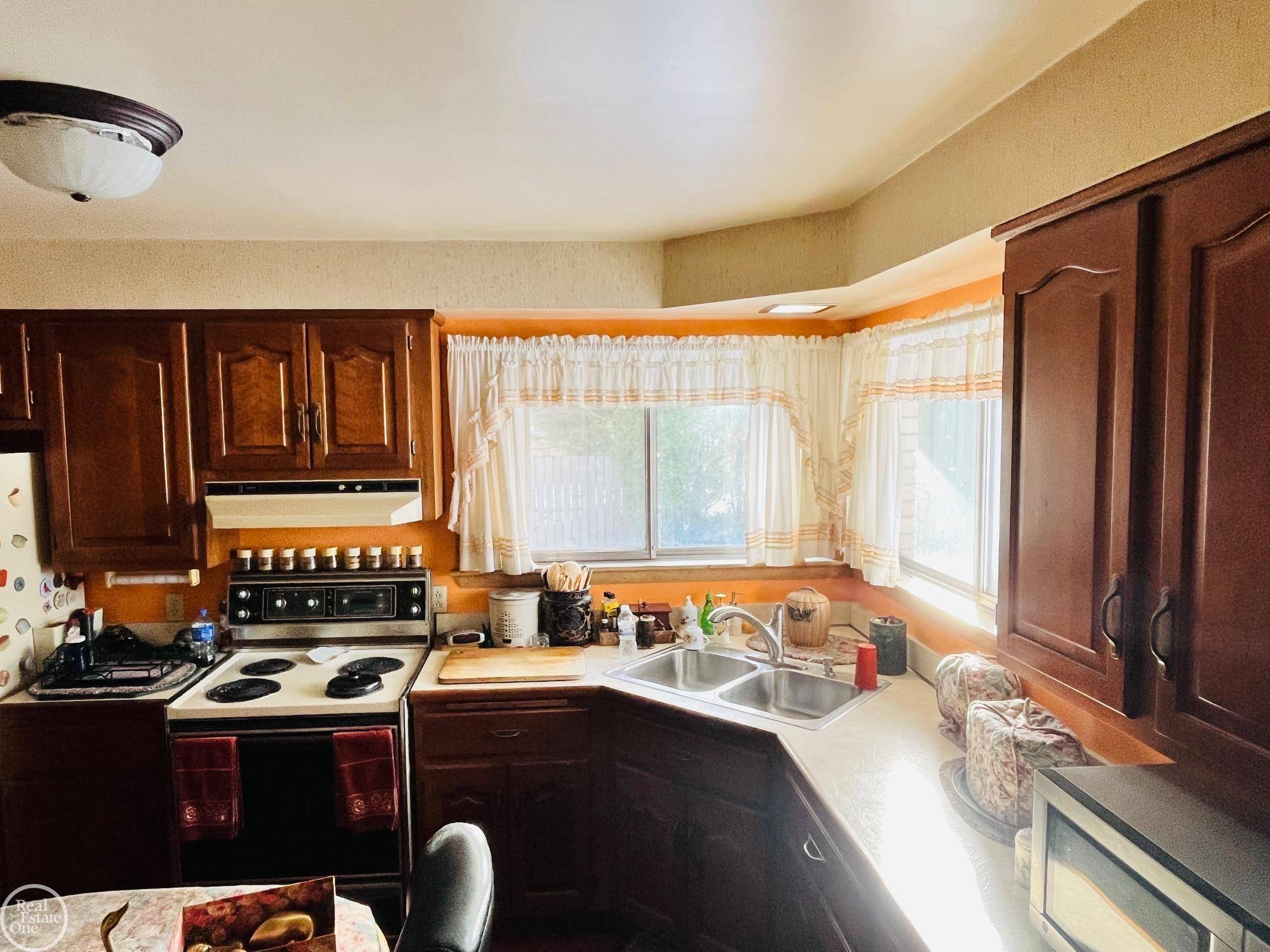 Marysville, MI 48040,227 Connecticut AVE