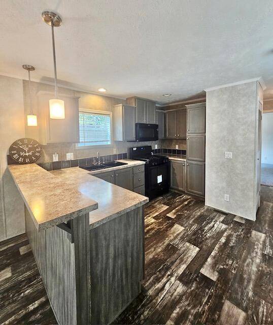 Benton Harbor, MI 49022,1565 M-63 ##63