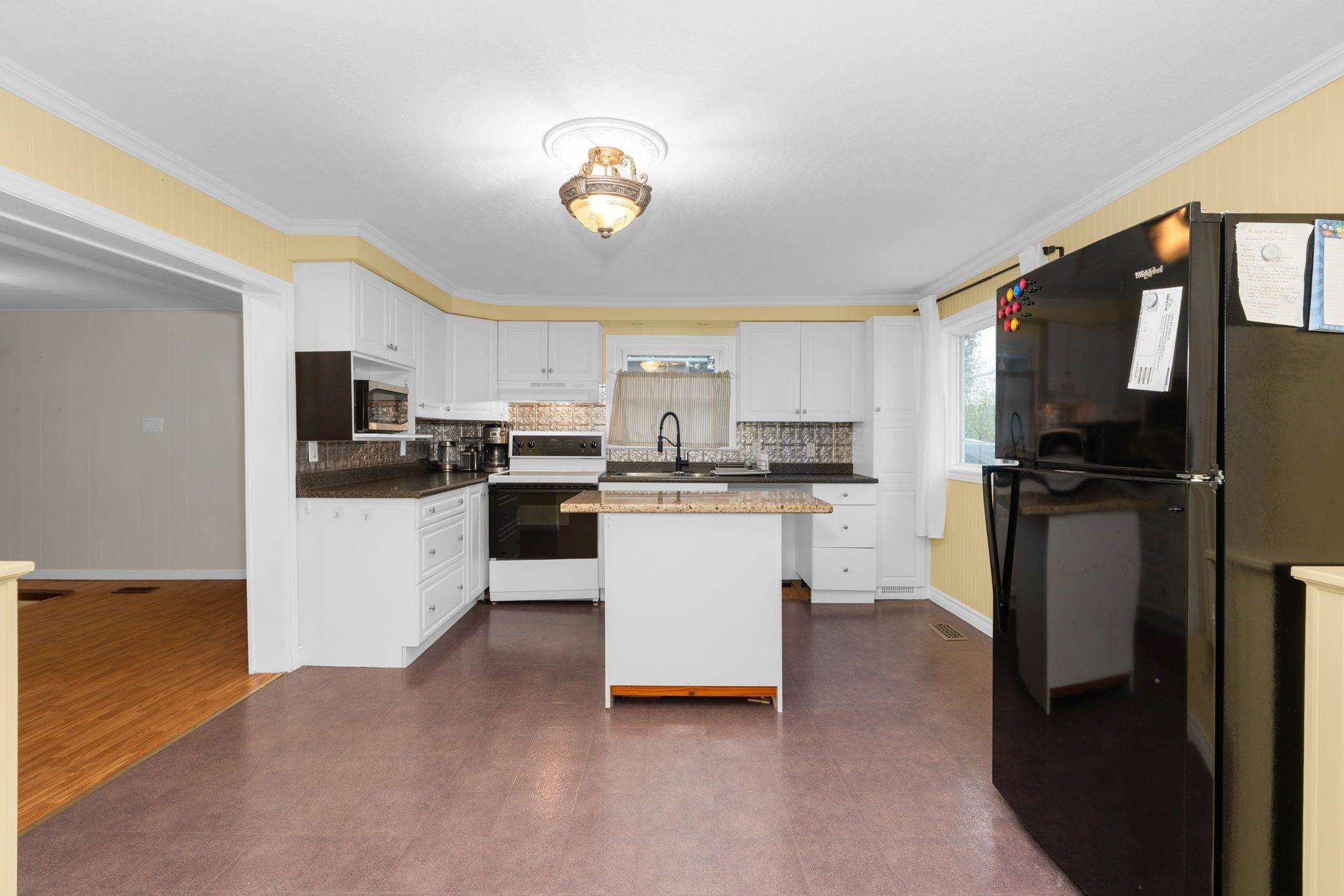 Orillia, ON L3V 4K6,380 Gill ST