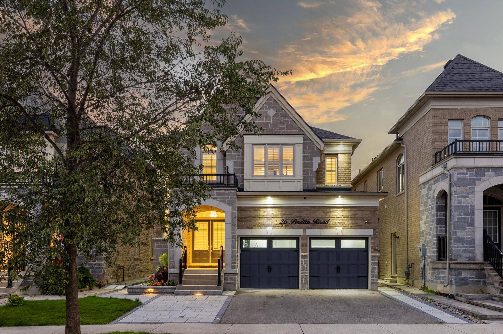 Brampton, ON L6Y 6B3,26 Perdita RD #Main & 2nd Flr.