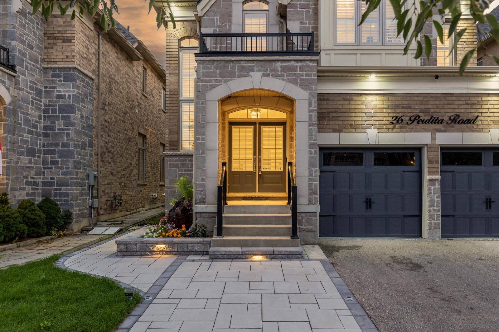 Brampton, ON L6Y 6B3,26 Perdita RD #Main & 2nd Flr.