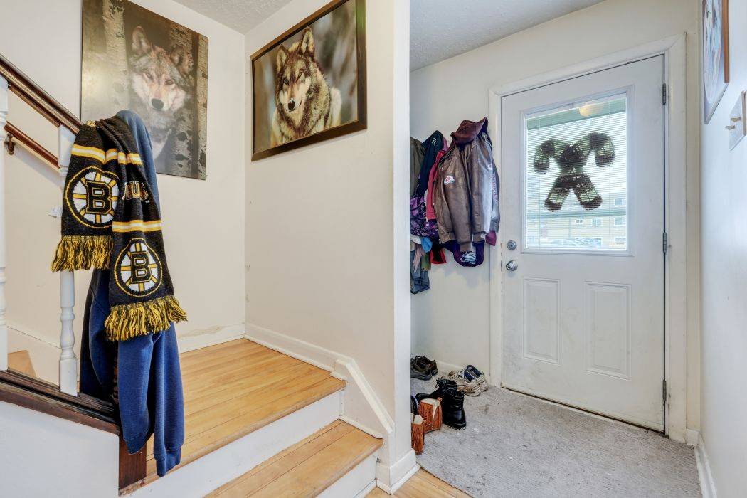 Overbrook - Castleheights And Area, ON K1K 2L9,642 Borthwick AVE