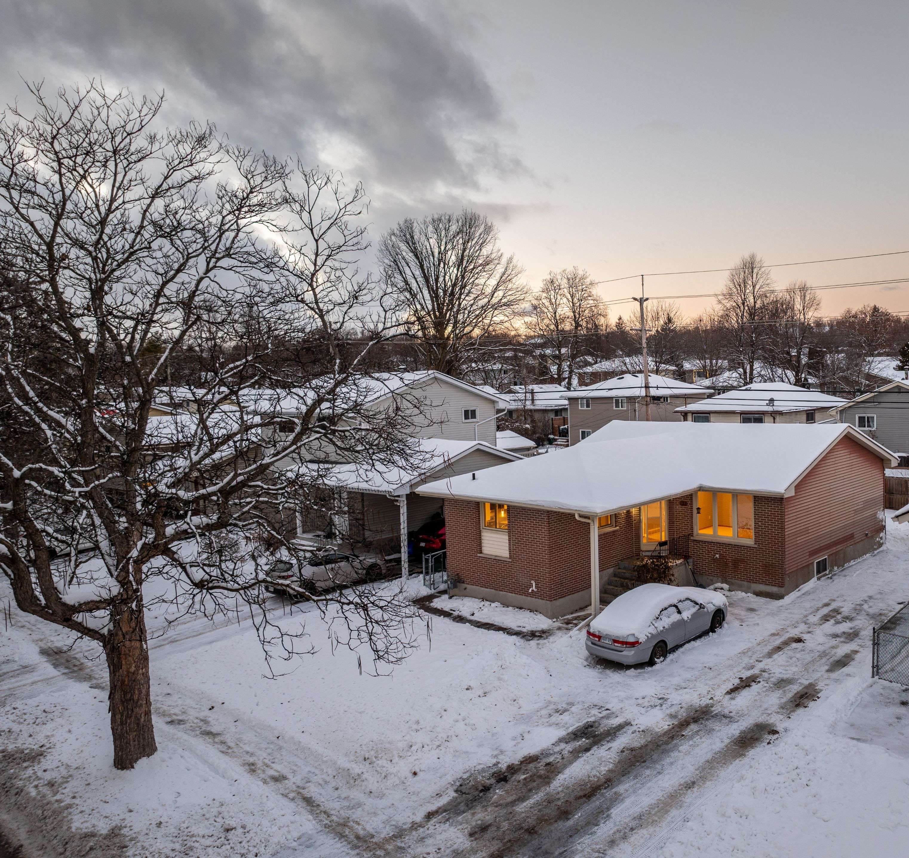 Kingston, ON K7K 5W1,171 b Sutherland DR