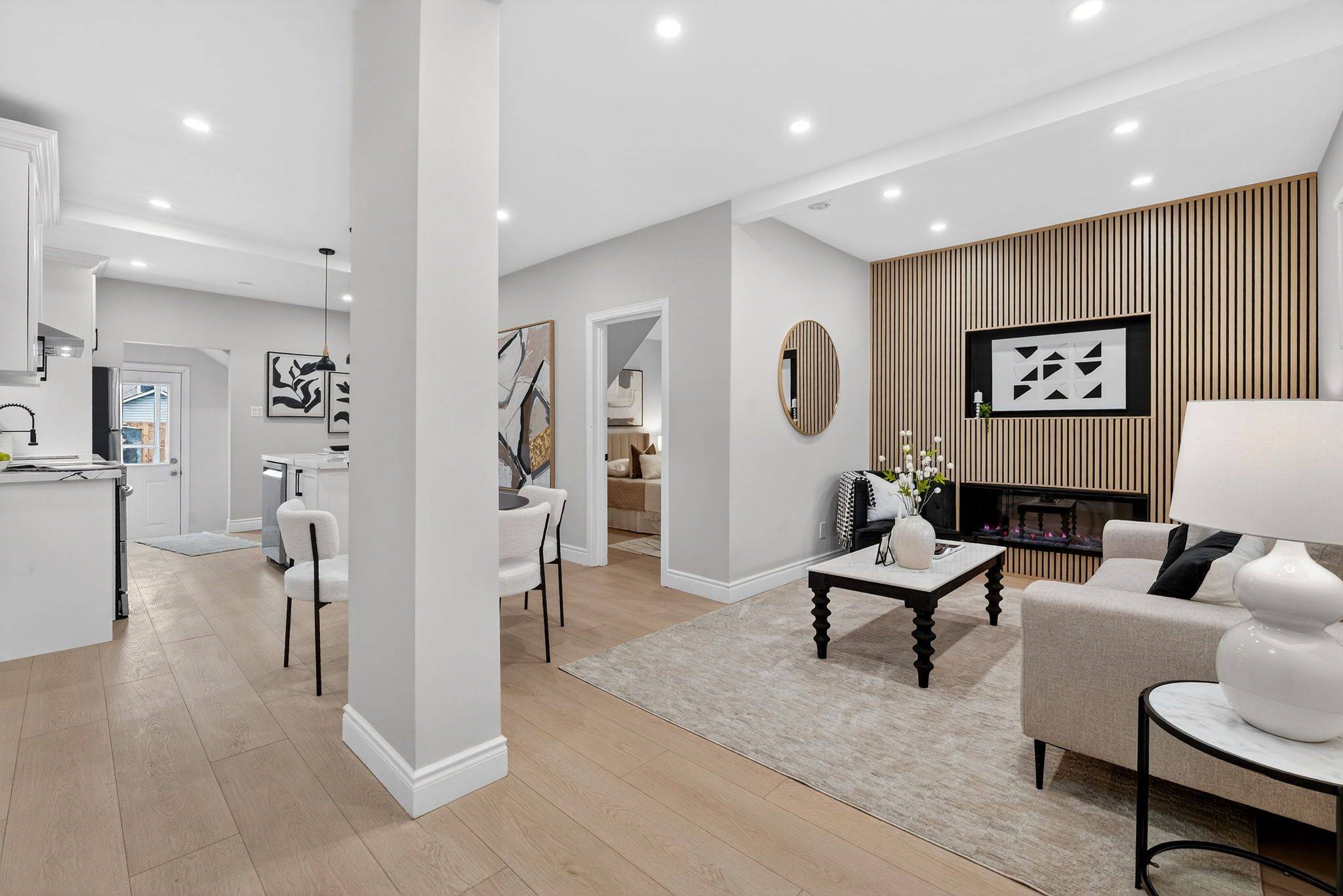 Hamilton, ON L8L 7T1,201 Grosvenor AVE N