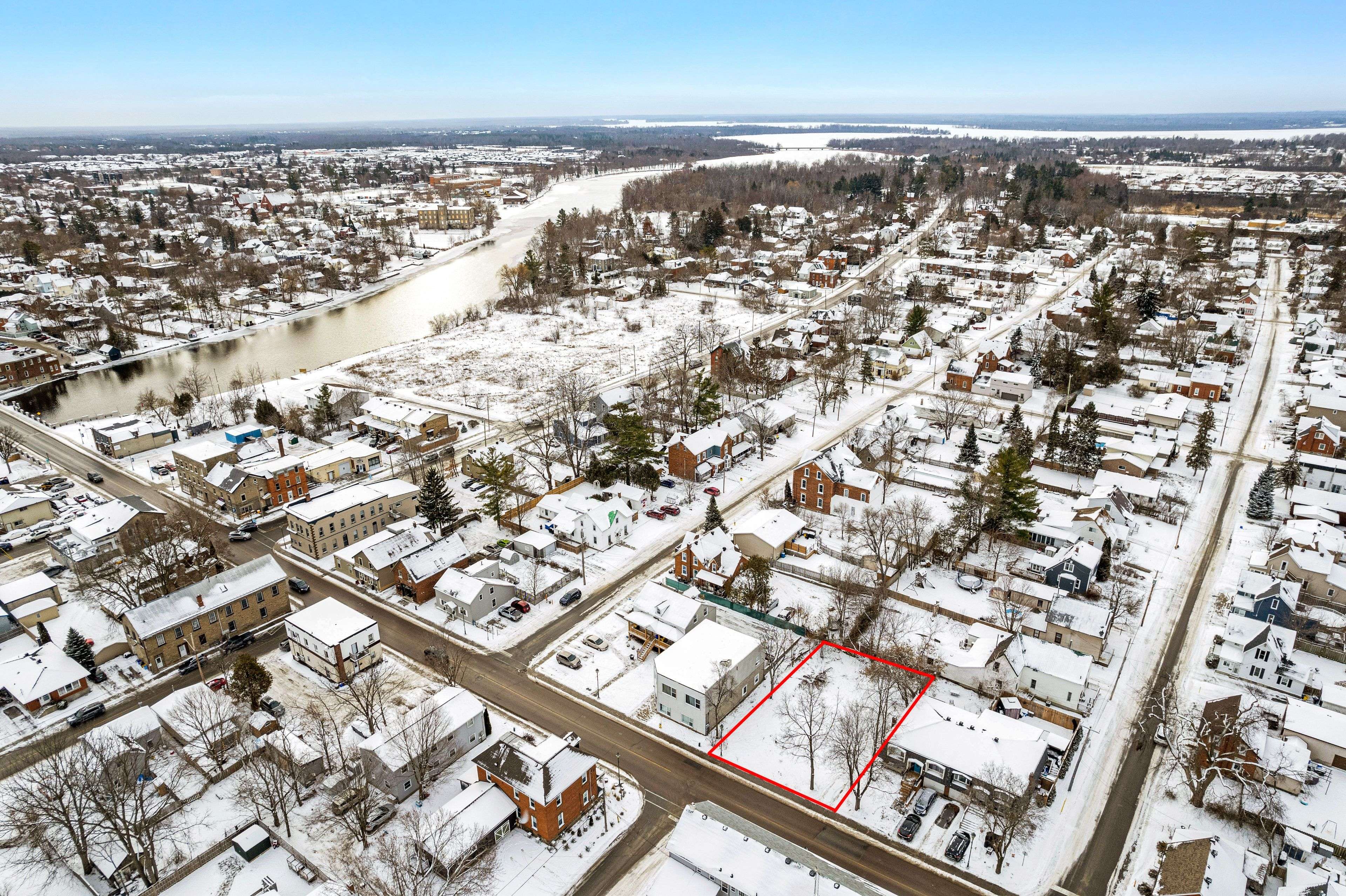 Carleton Place, ON K7H 3H6,274 Bridge ST