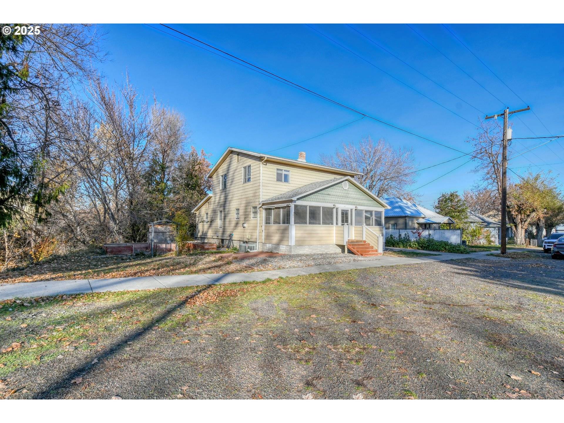 Pilot Rock, OR 97868,261 SW 2ND ST