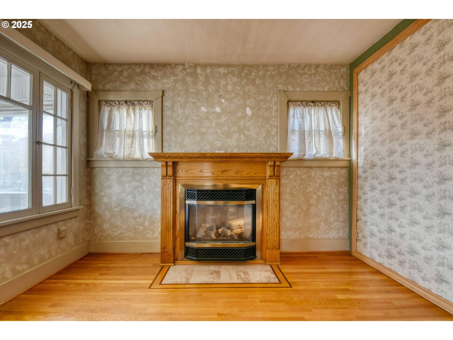 Pilot Rock, OR 97868,261 SW 2ND ST