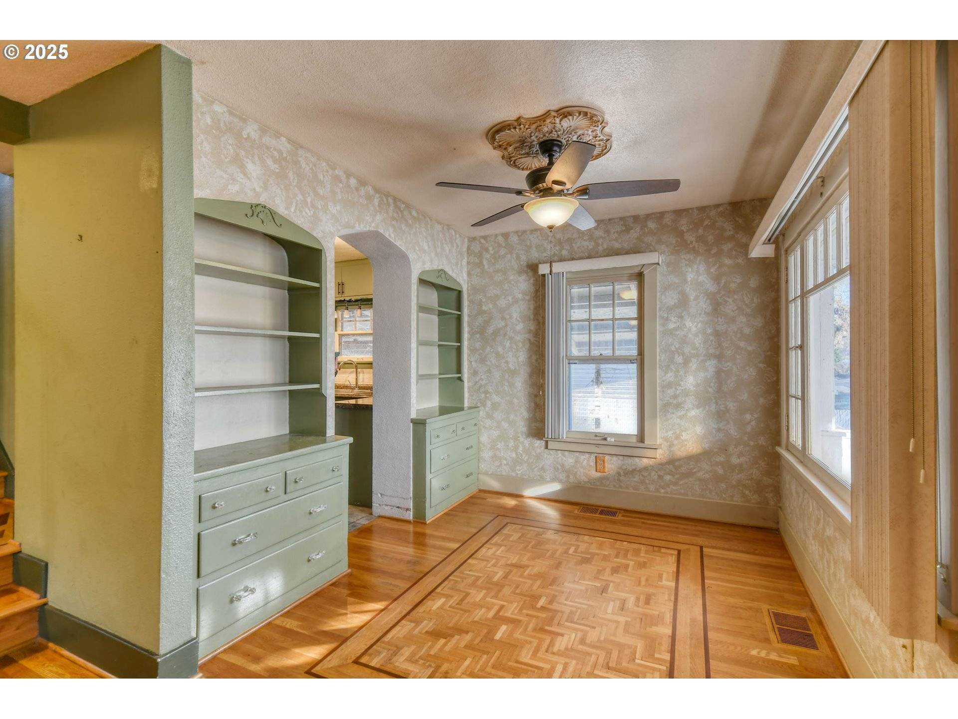 Pilot Rock, OR 97868,261 SW 2ND ST