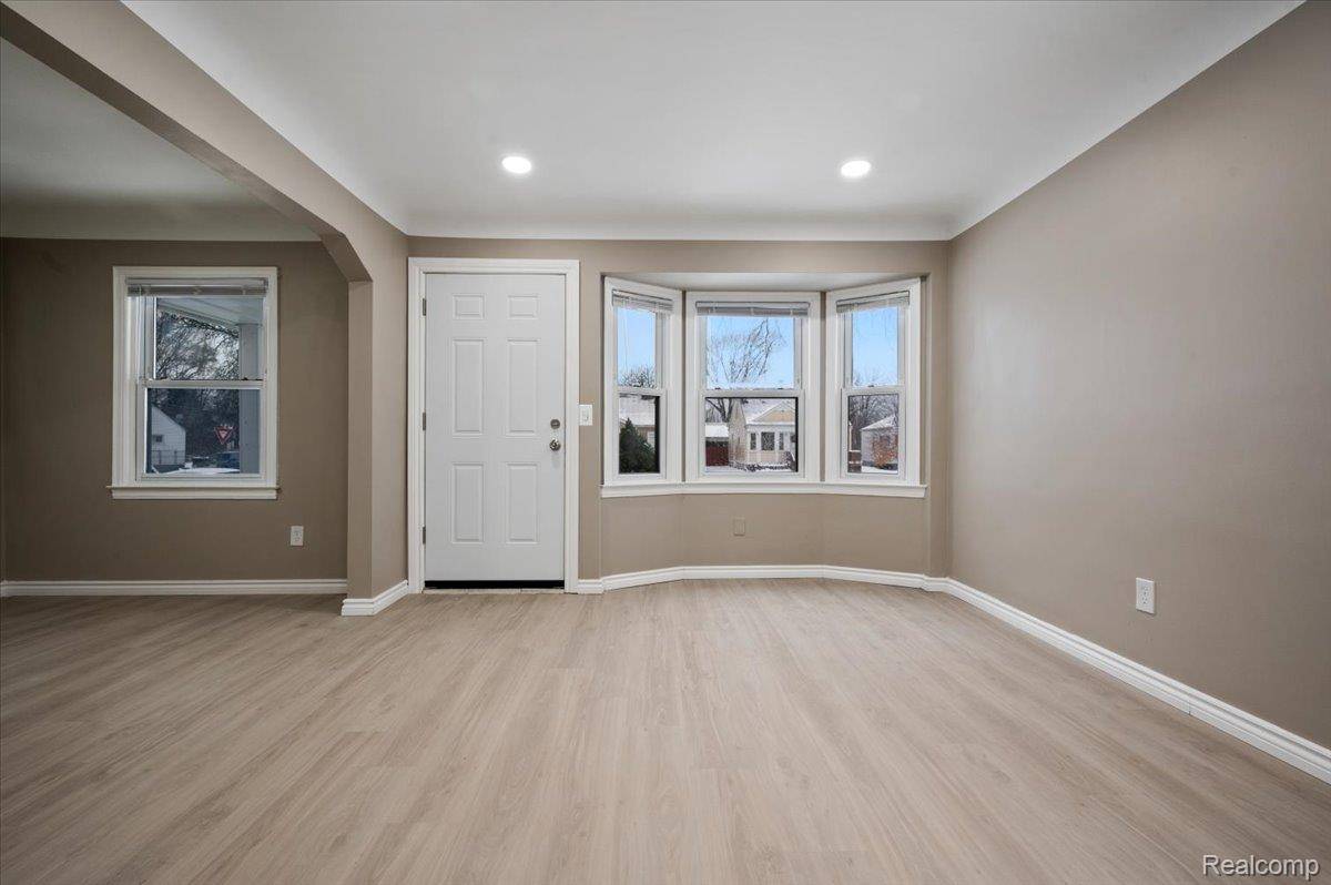 Detroit, MI 48228,7610 Vaughan