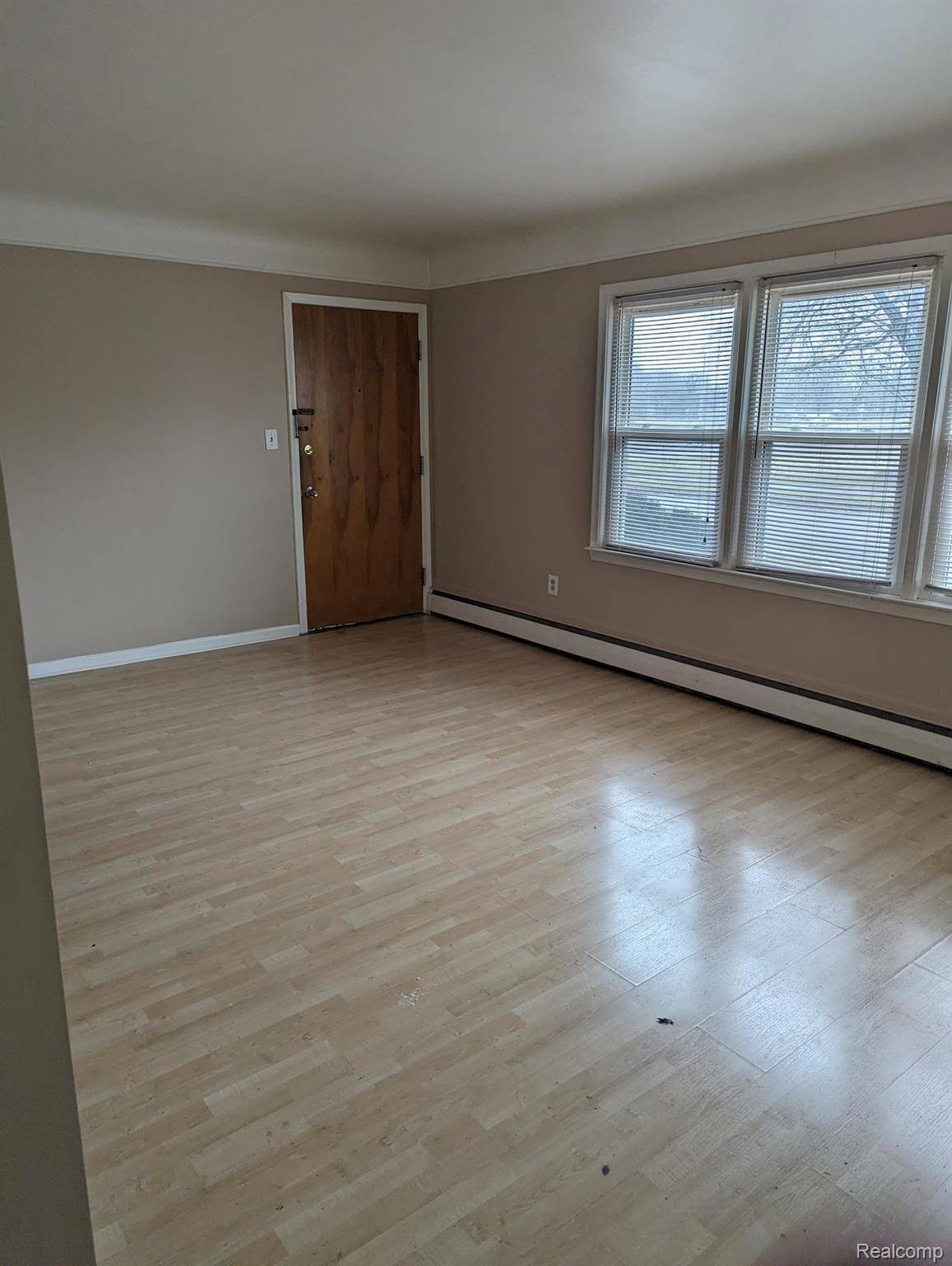 Roseville, MI 48066,26897 Parkington ST #9A