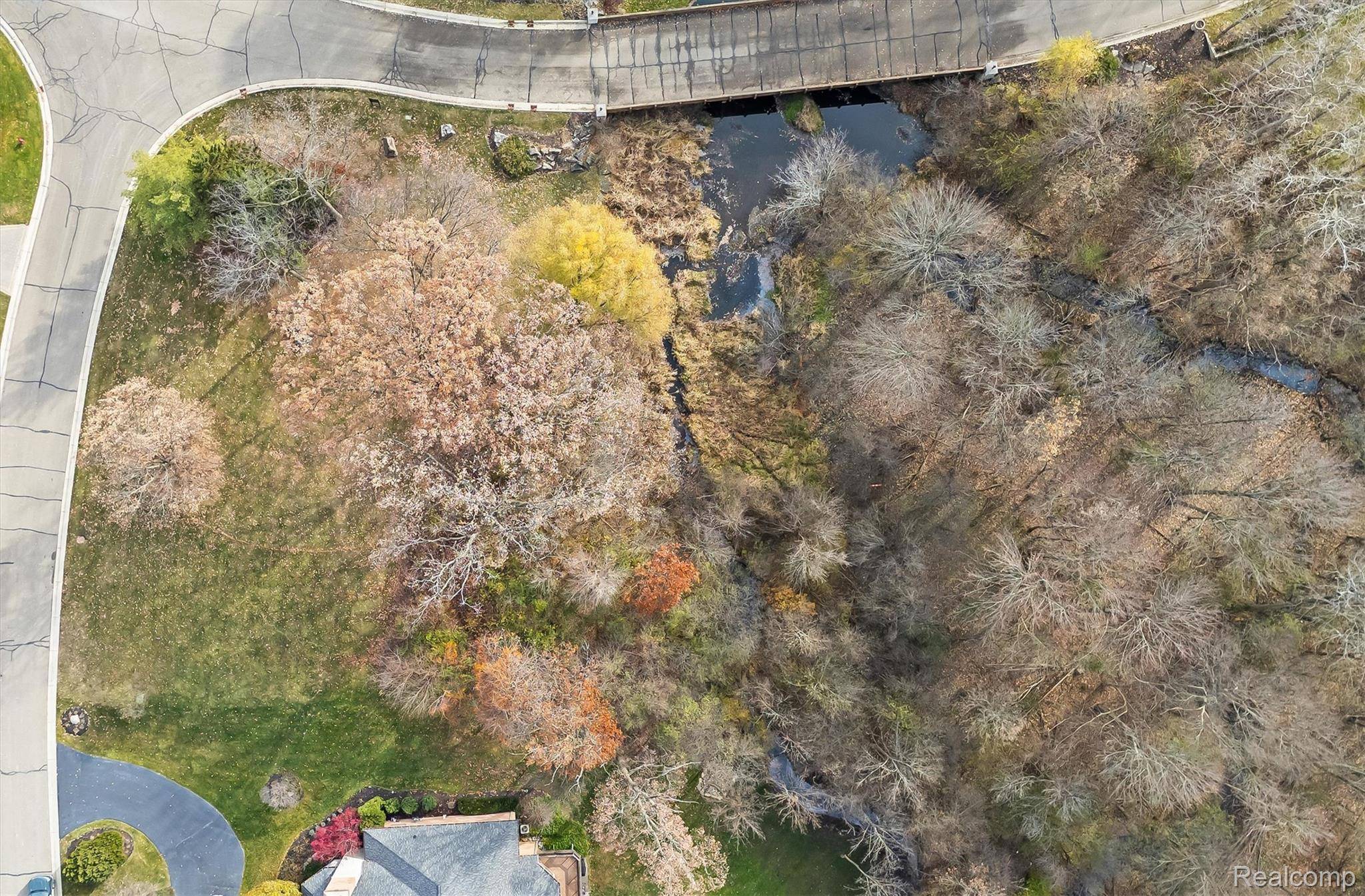 Bloomfield Hills, MI 48304,556 Barrington CT