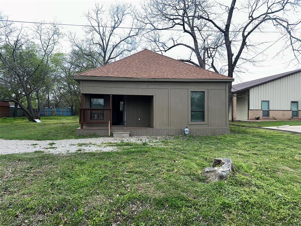 Bonham, TX 75418,1711 Oriental Street