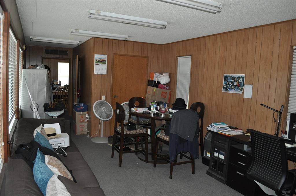 Dallas, TX 75253,11460 C F Hawn Freeway