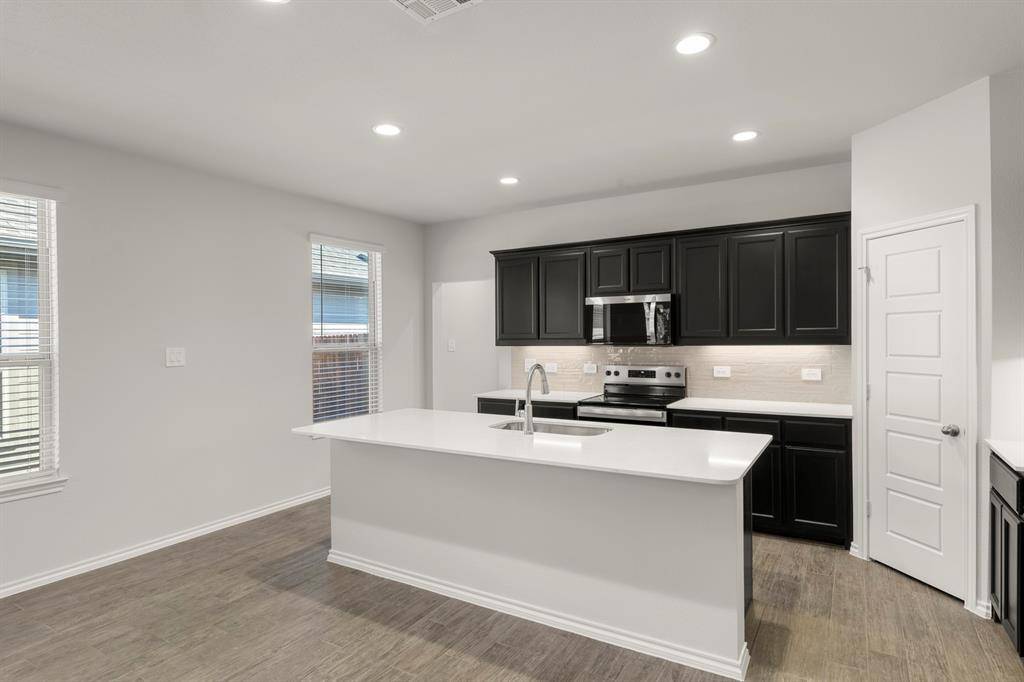 Aubrey, TX 76227,1713 Meadow Crest Drive