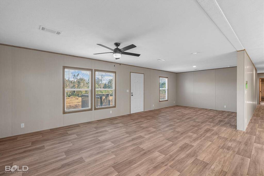 Plain Dealing, LA 71064,10565 Highway 3