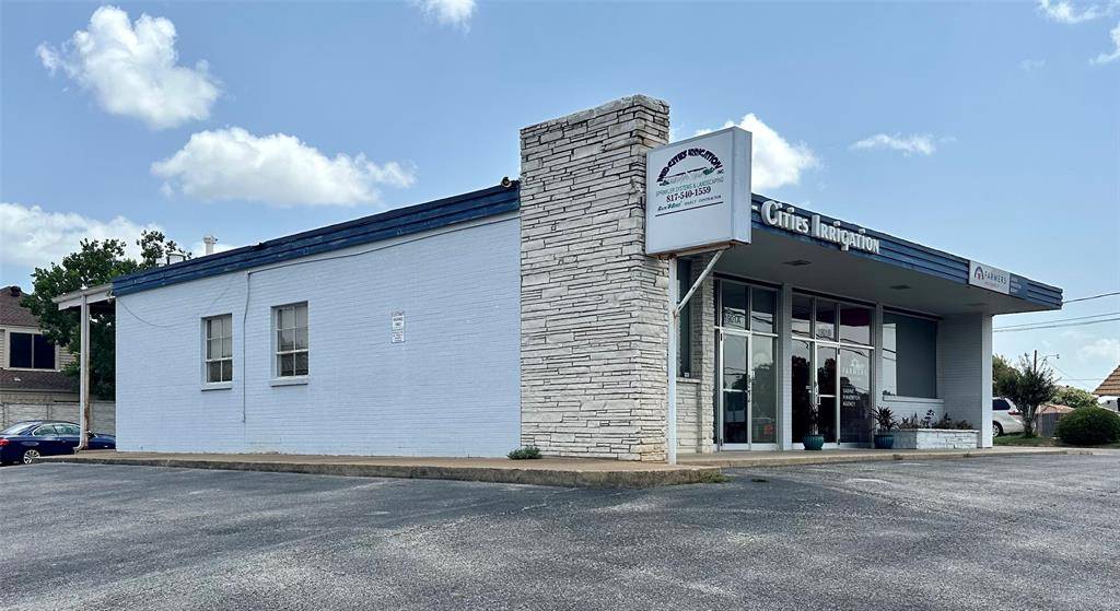 Bedford, TX 76021,1901 Bedford Road