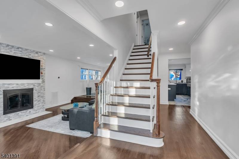 Maplewood Twp., NJ 07040,33 Highland Ave