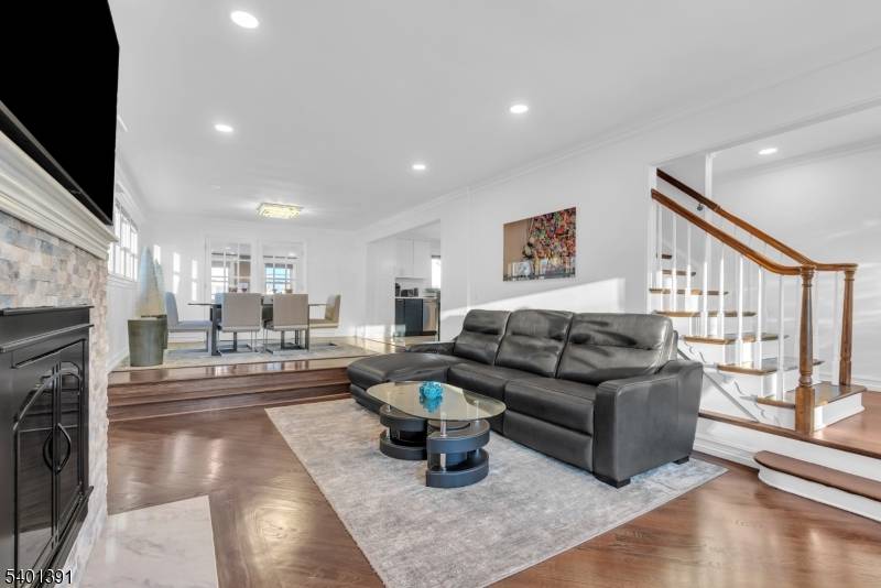 Maplewood Twp., NJ 07040,33 Highland Ave