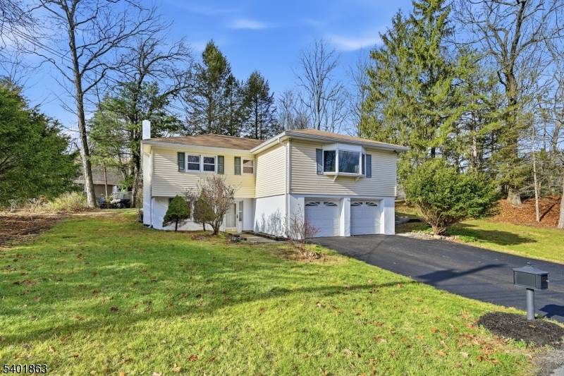 Vernon Twp., NJ 07422,4 Rainbow Trl