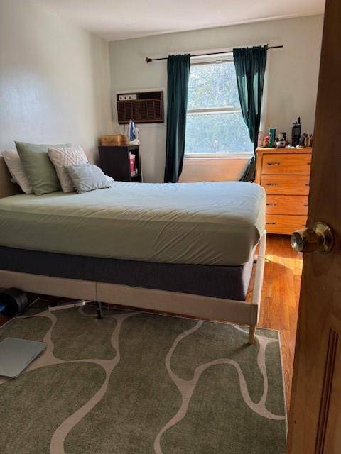 Brooklyn, NY 11236,870 East 93rd ST