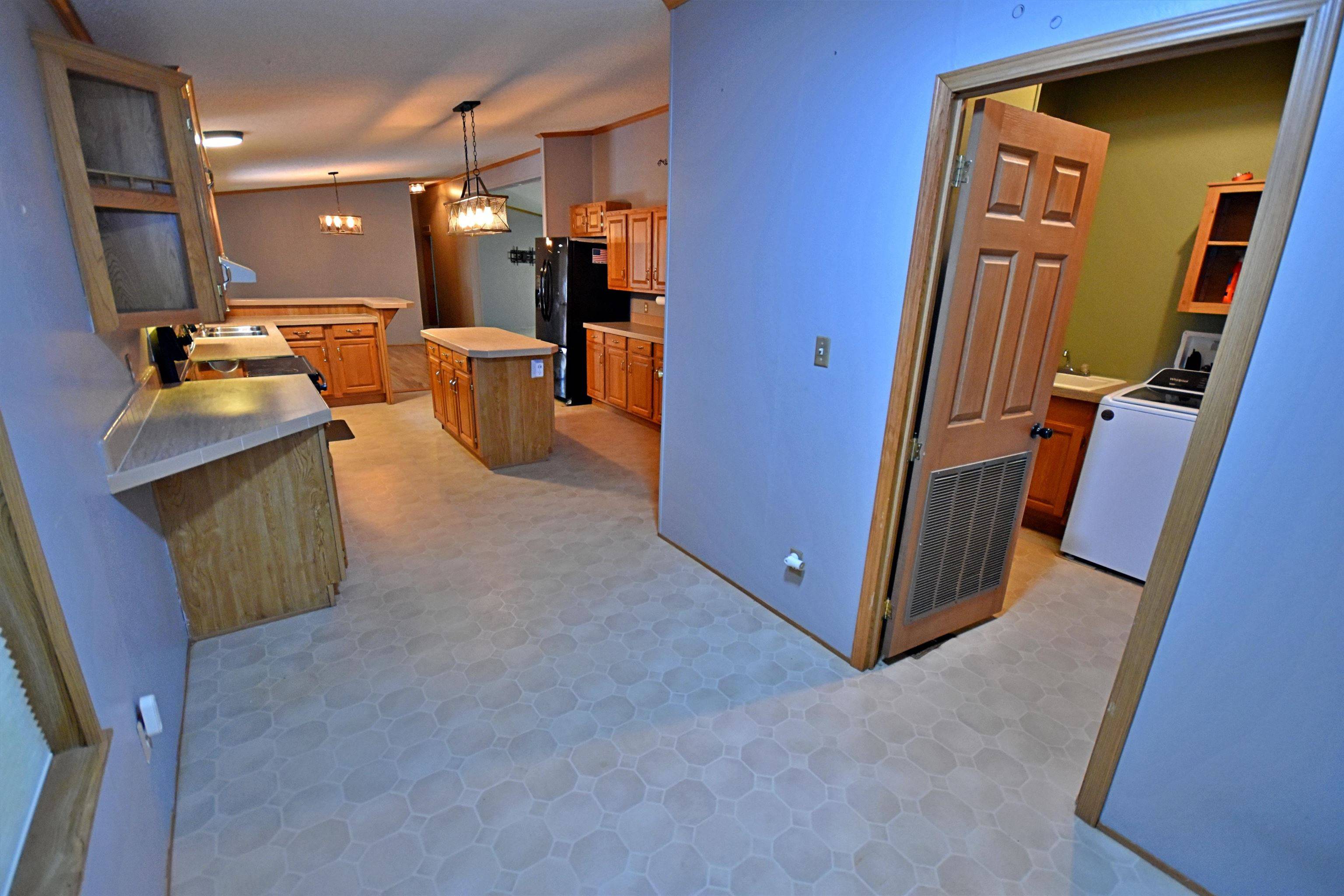 Canadian Lakes, MI 49346,8800 Longview DR