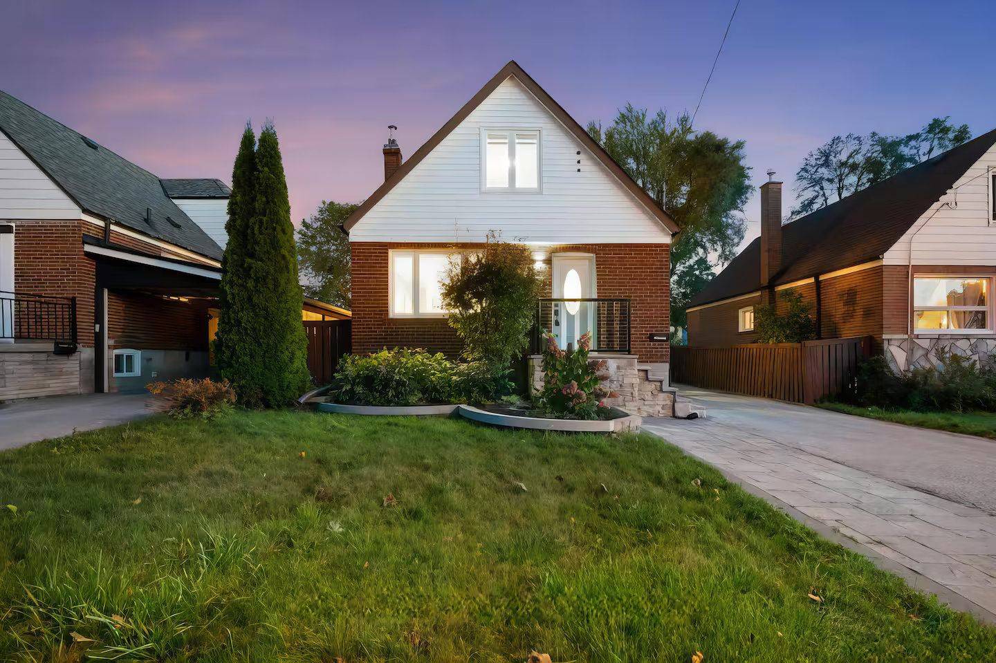 Toronto E04, ON M1K 3A9,19 Midholm DR #LOWER/Utility included