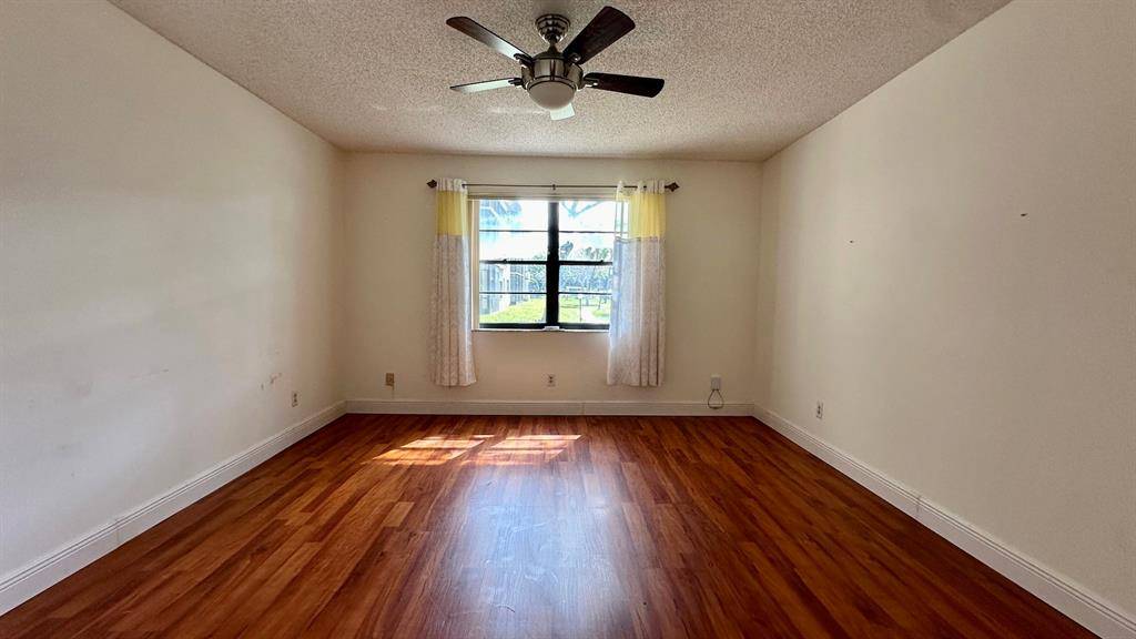 Tamarac, FL 33319,6090 N Sabal Palm Blvd #108