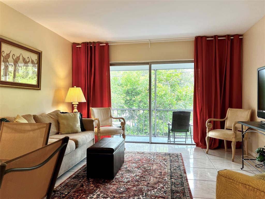 Fort Lauderdale, FL 33308,2271 NE 68th St #2028