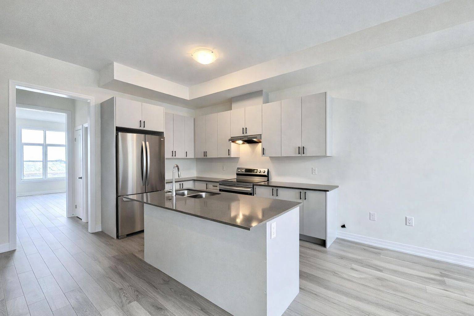 Richmond Hill, ON L4S 0N7,10 RUSSEL WICE AVE