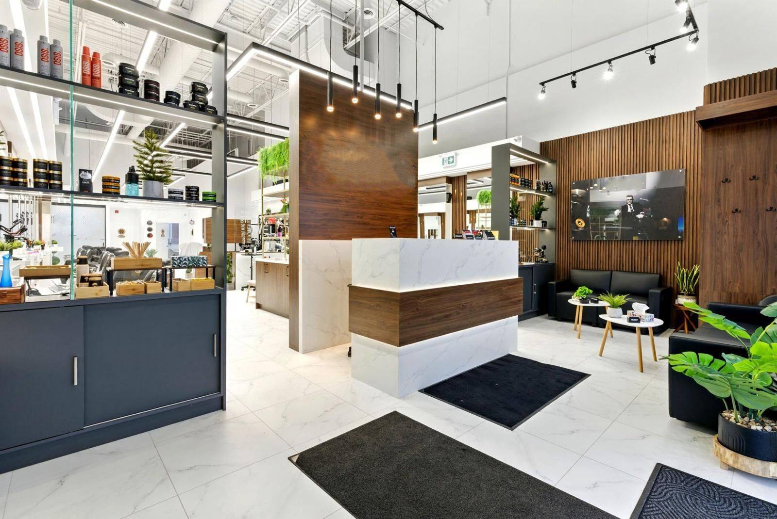 Vaughan, ON L4J 0A7,11 Disera DR #270