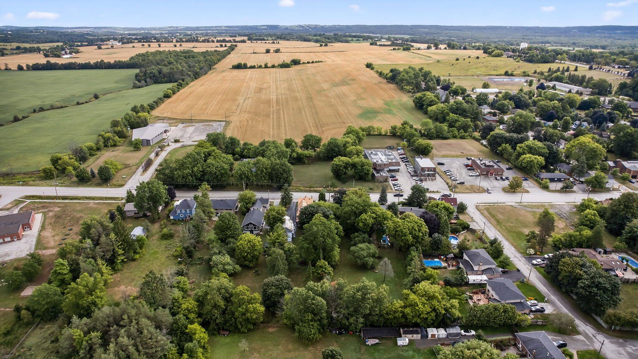 Innisfil, ON L0L 1L0,46 King ST N