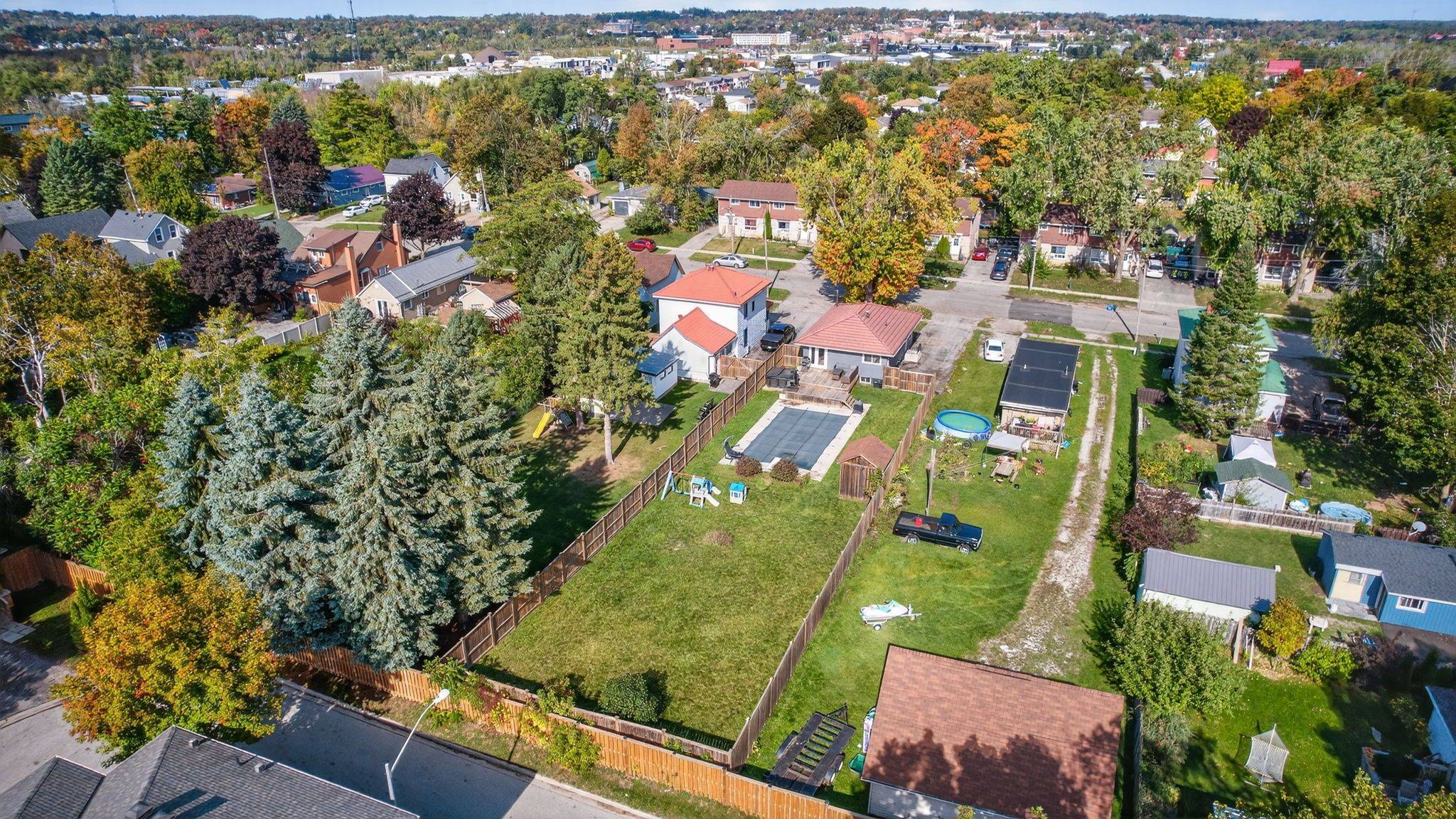 Orillia, ON L3V 1G5,67 Simcoe ST