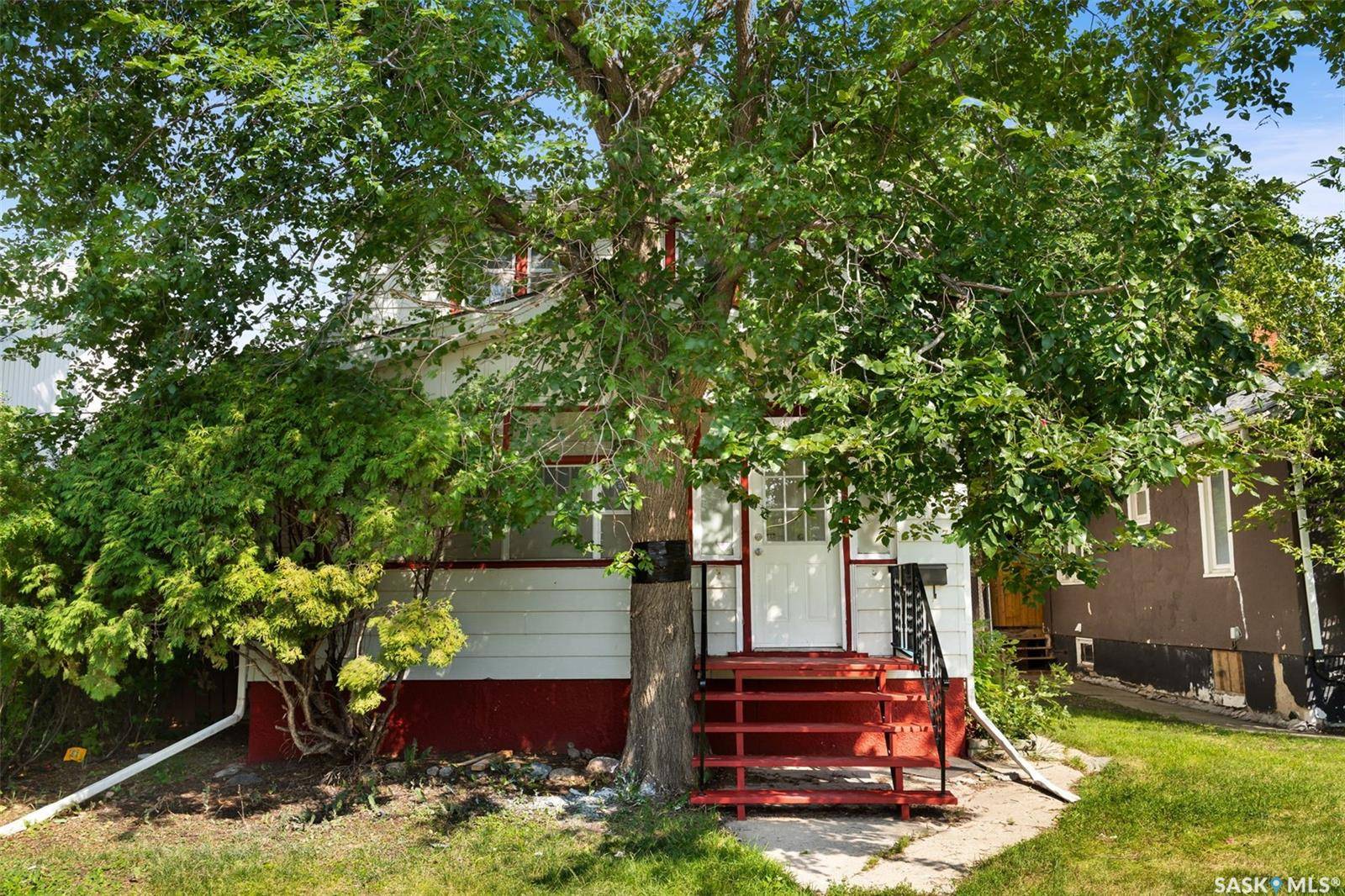 Regina, SK S4T 3M5,1357 Elphinstone STREET