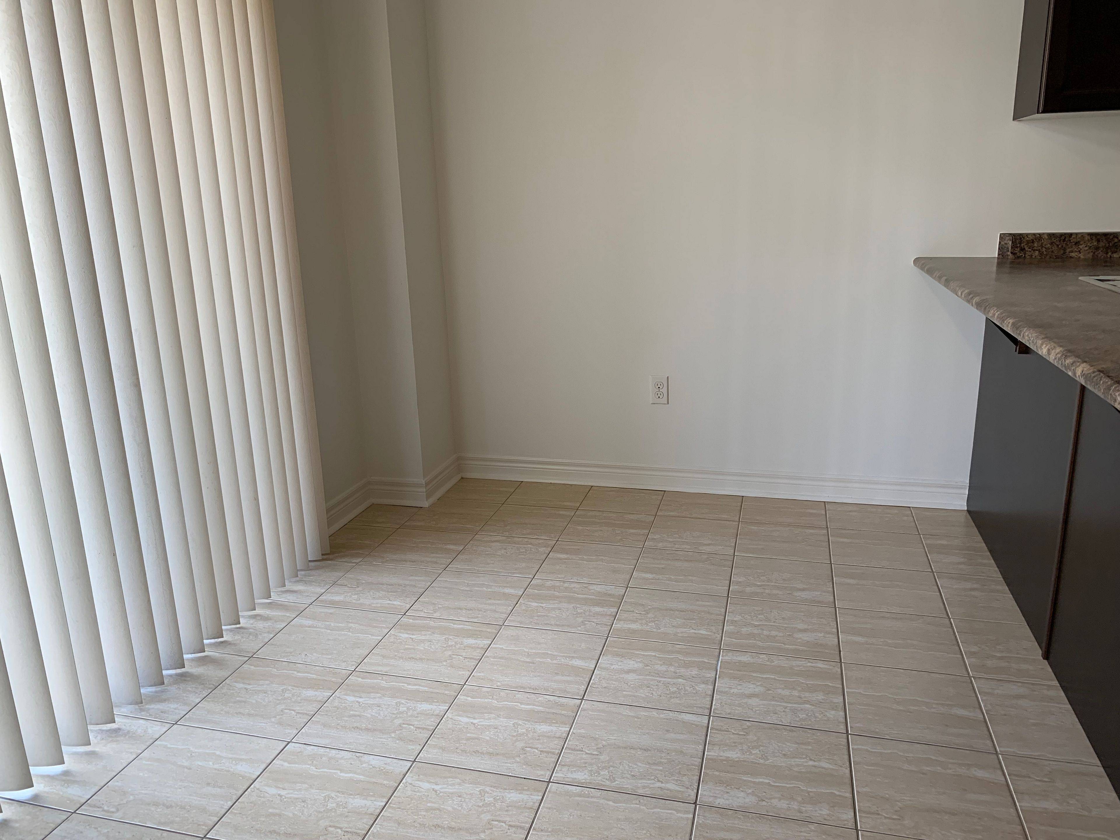 Brampton, ON L7A 0W3,23 Baby Pointe TRL