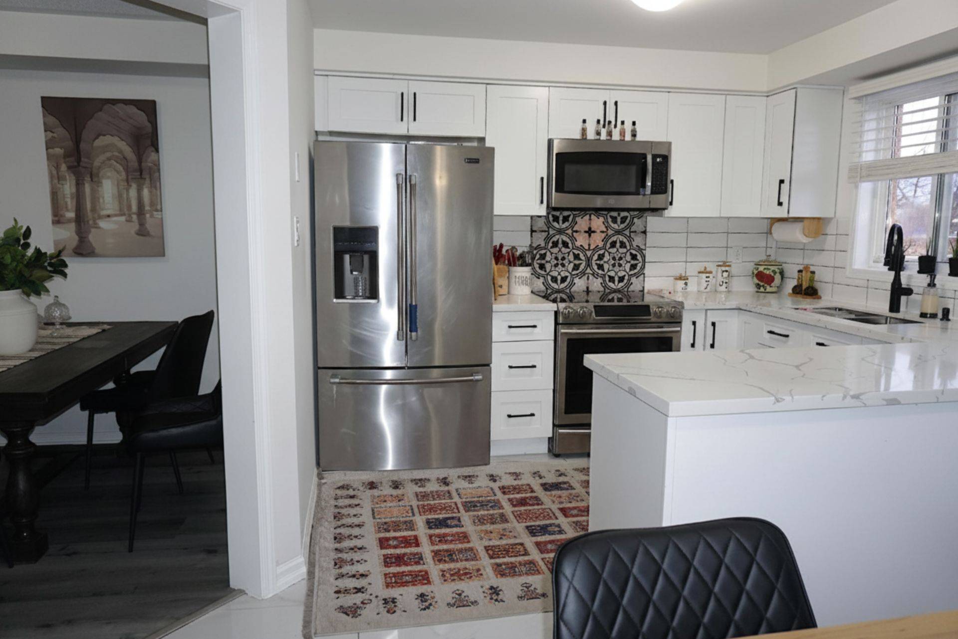 Mississauga, ON L5V 2V7,952 Marygrace CT