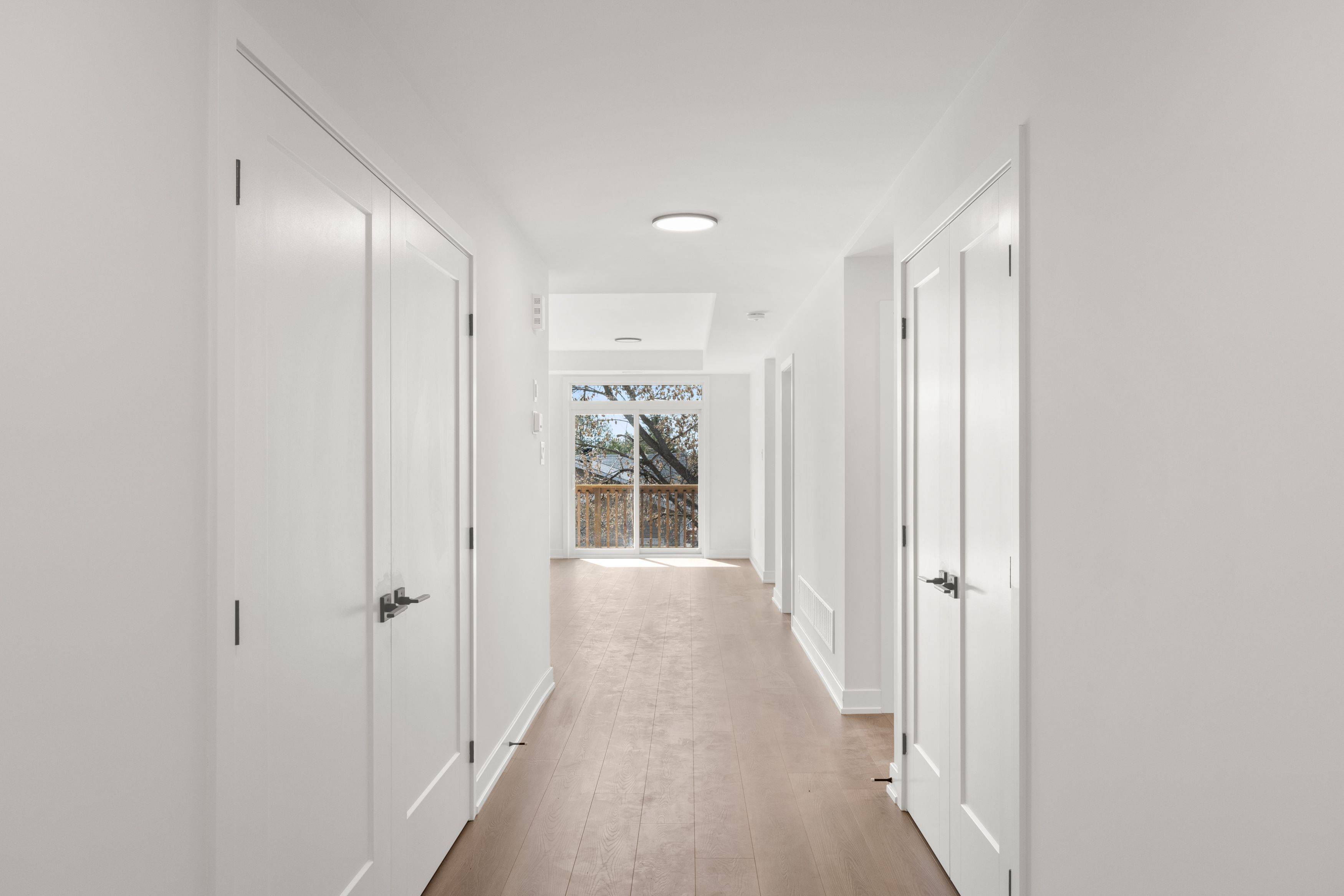 Brockville, ON K6V 0H2,1104 A Moore ST #2