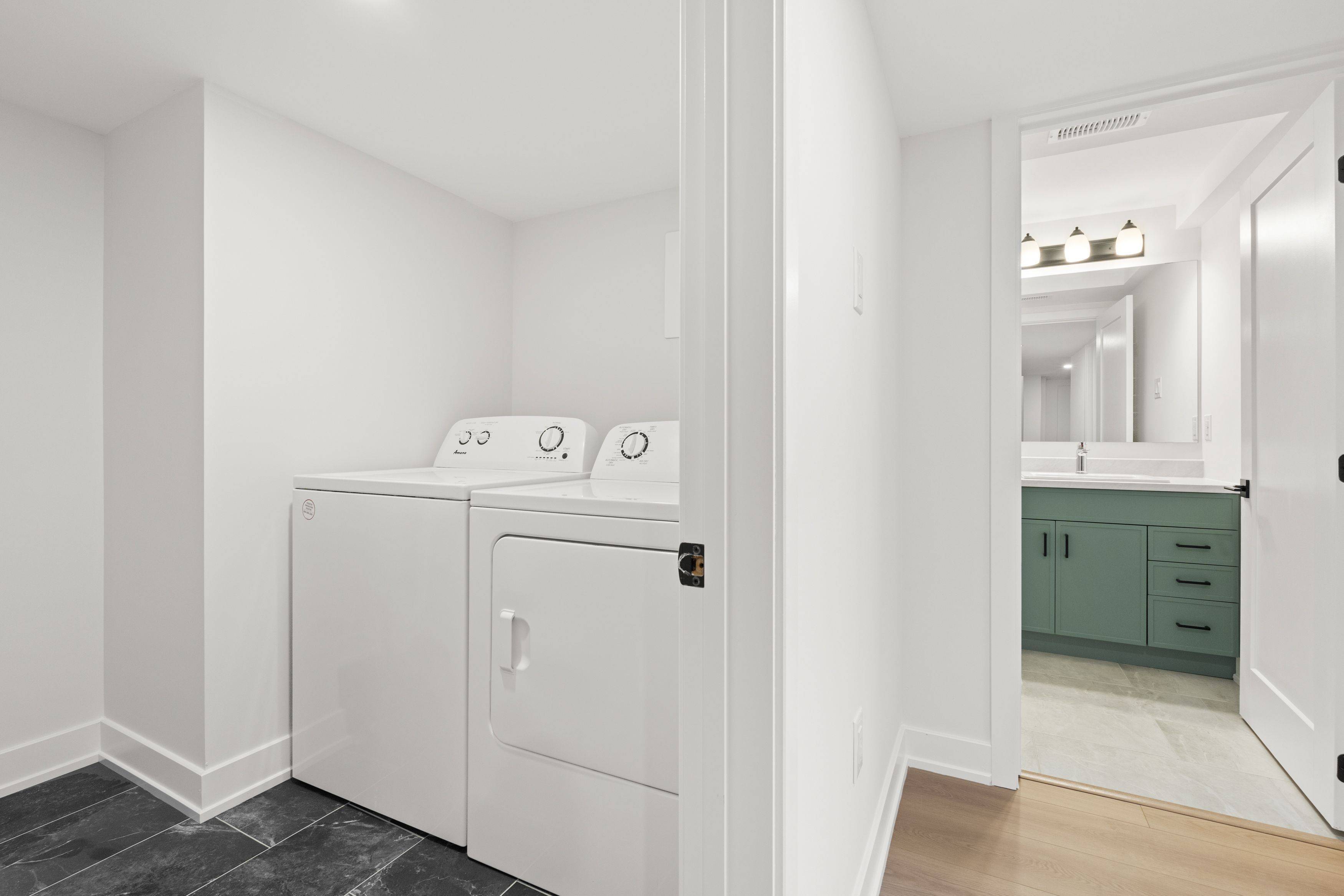 Brockville, ON K6V 0H2,1104 A Moore ST #1