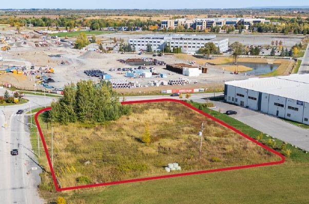 Barrhaven, ON K2J 0P7,0 Bill Leathem DR