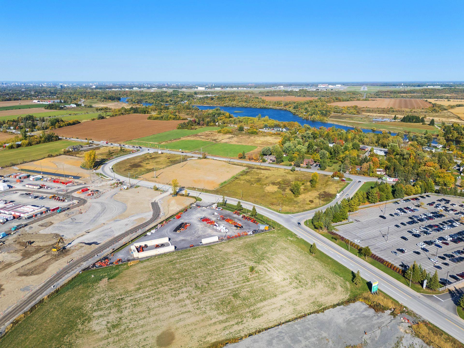 Barrhaven, ON K2C 3H1,11 Beckstead RD