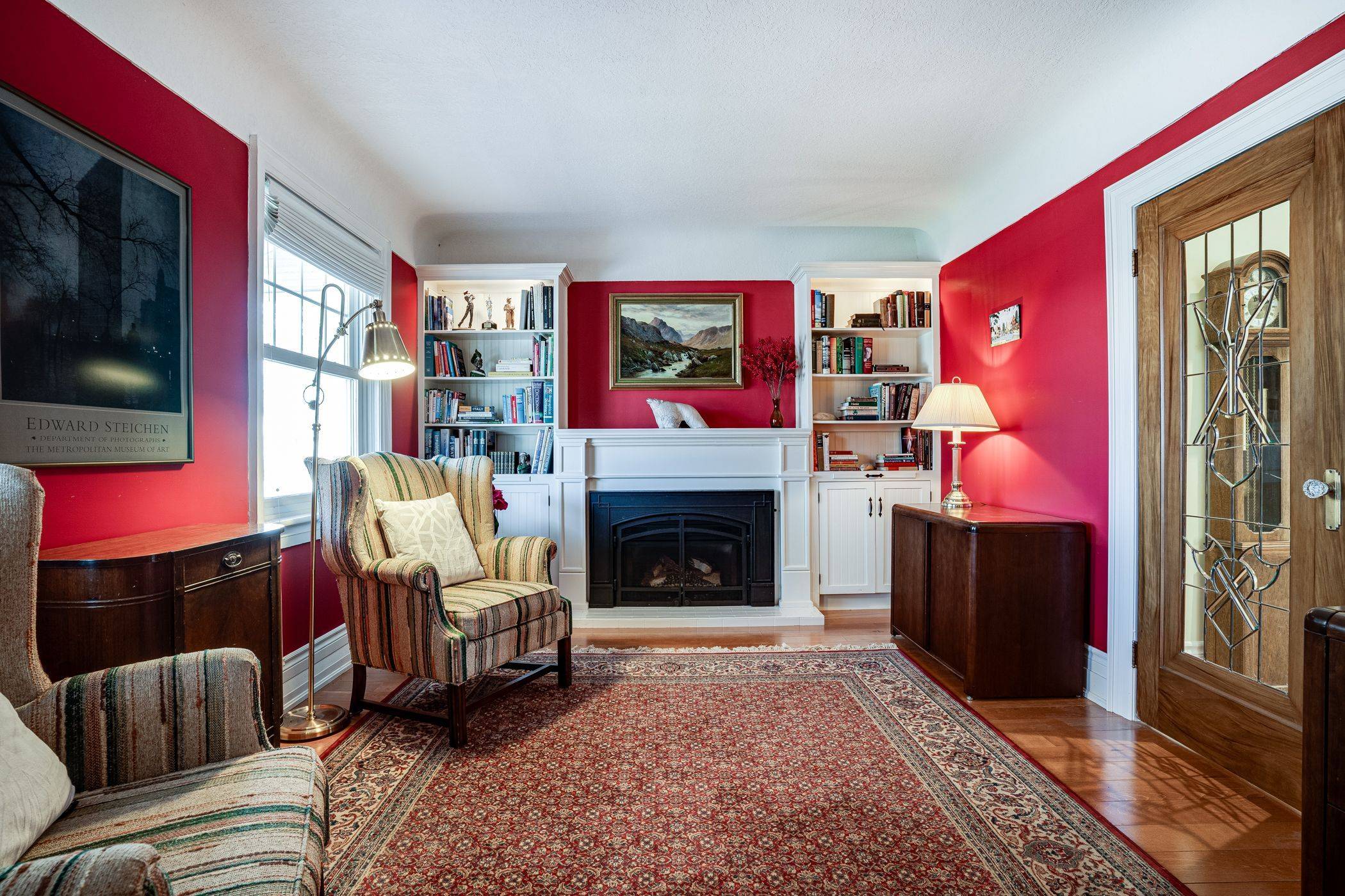 Hamilton, ON L8H 6Z5,849 Beach BLVD