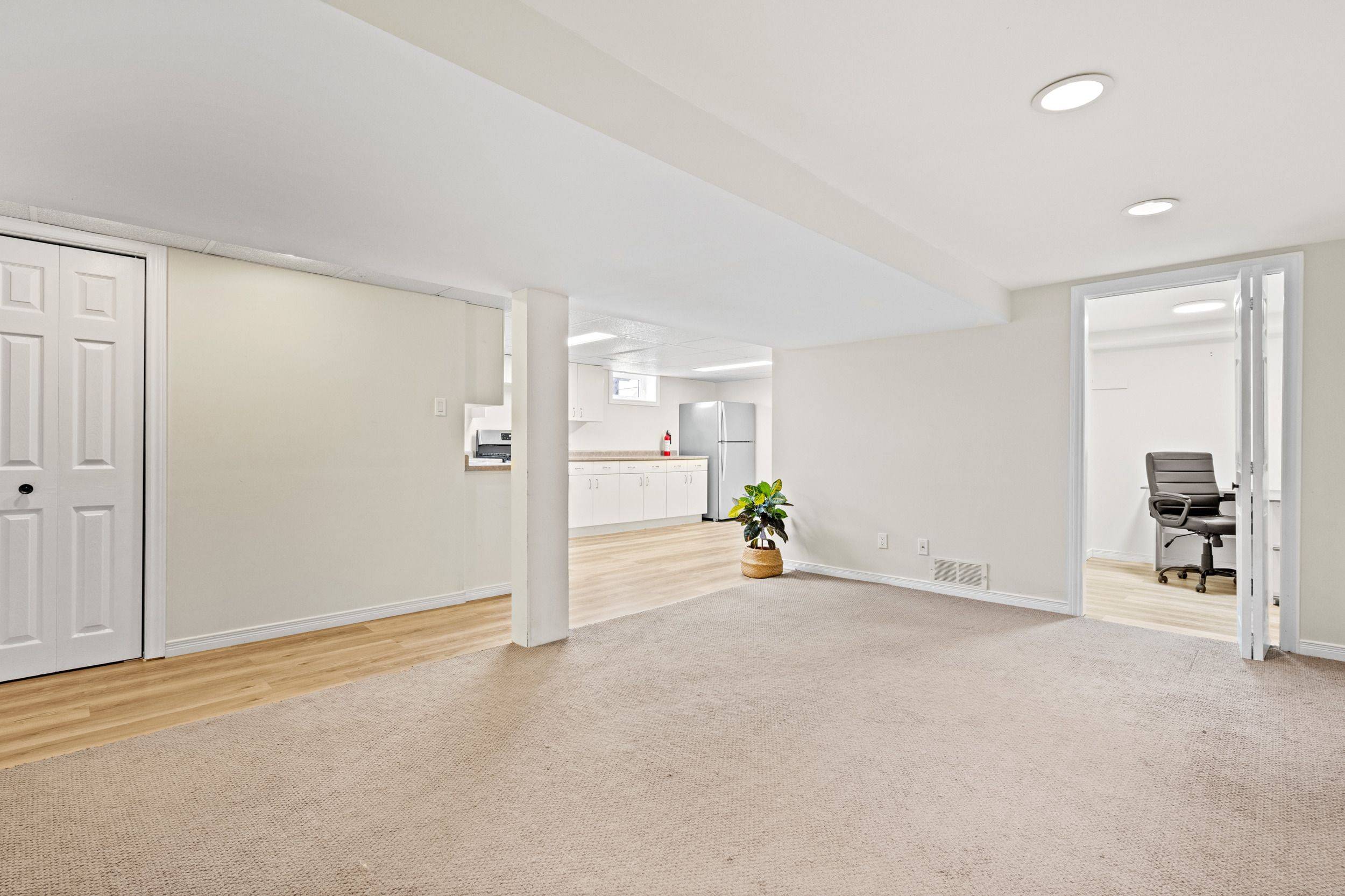 Welland, ON L3B 3A2,13 Thornton ST #2