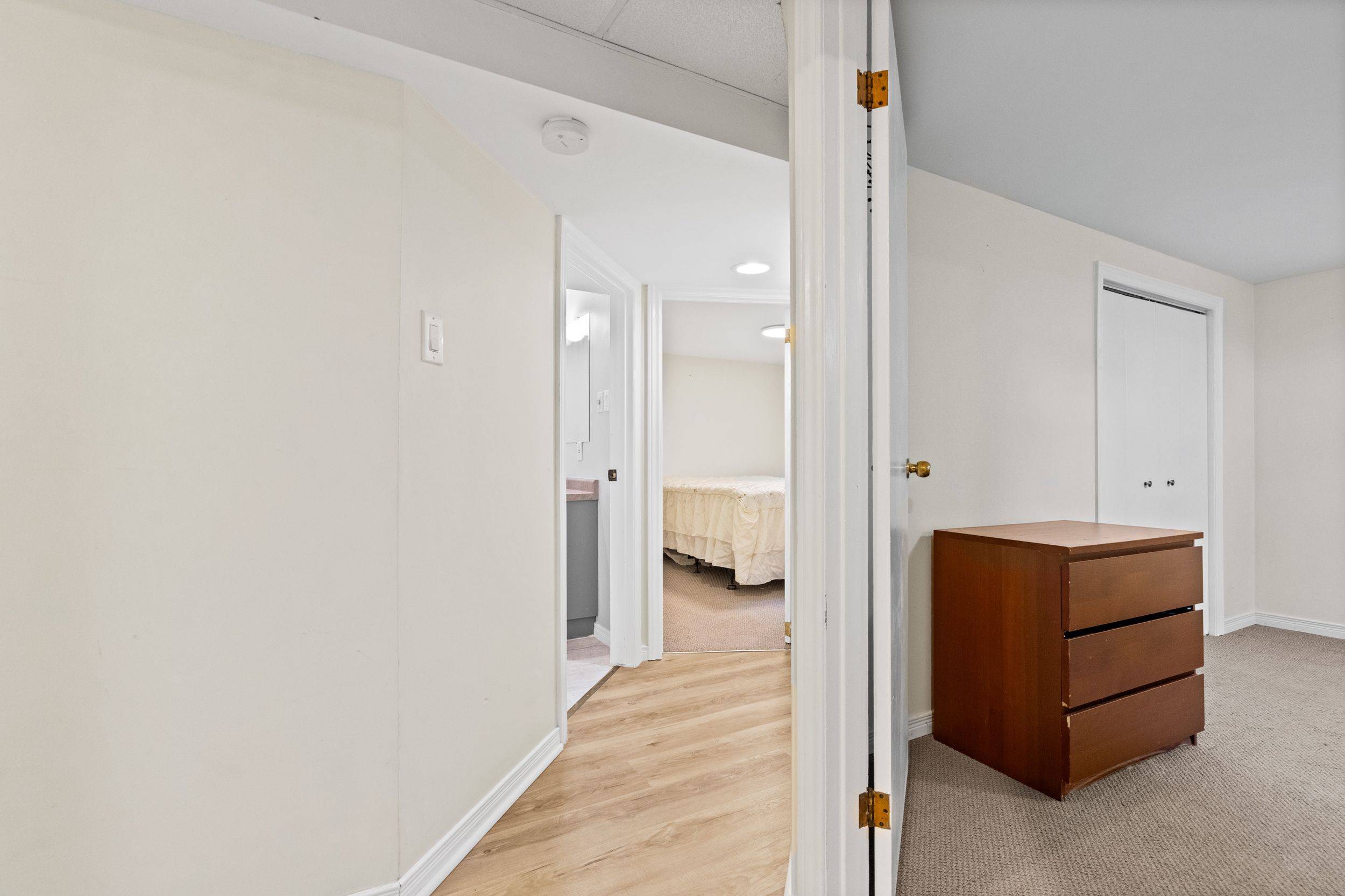 Welland, ON L3B 3A2,13 Thornton ST #2