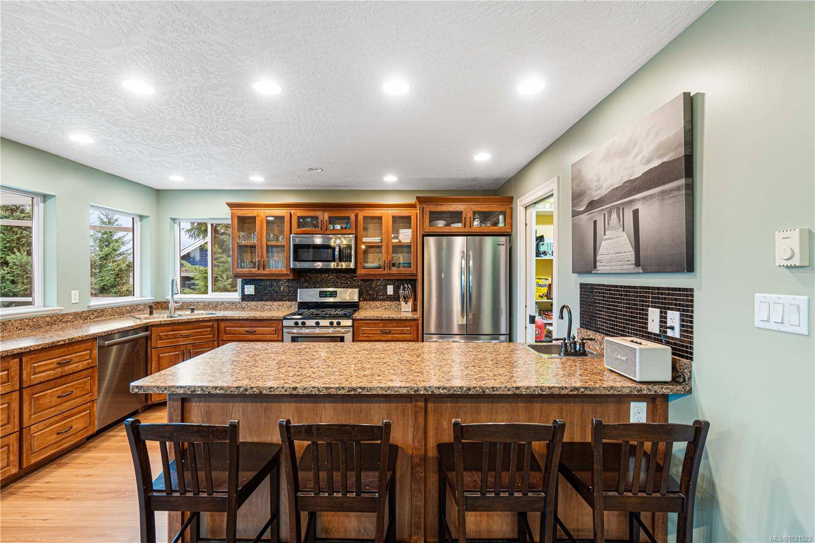 Qualicum Beach, BC V9K 2S3,1763 Martini Way